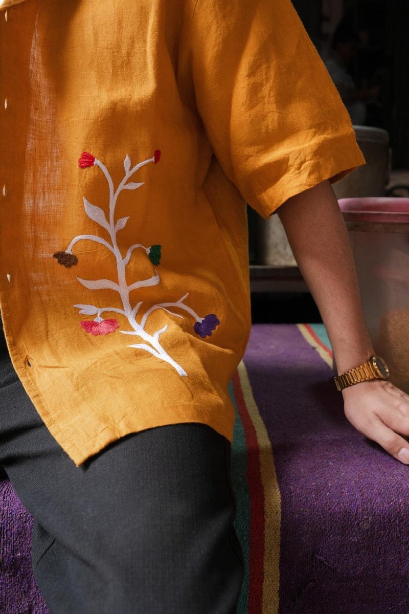 Single Bloom Embroidered shirt